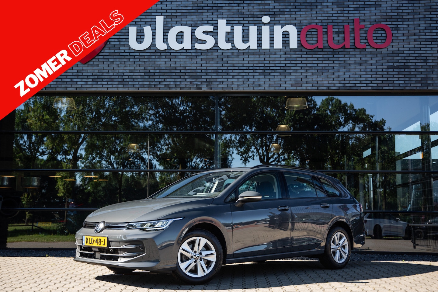 Volkswagen Golf Variant - 1.5 eTSI Life Edition 1.5 eTSI Life Edition , Adap. cruise, Trekhaak, Stoel/stuurverwarming, - AutoWereld.nl