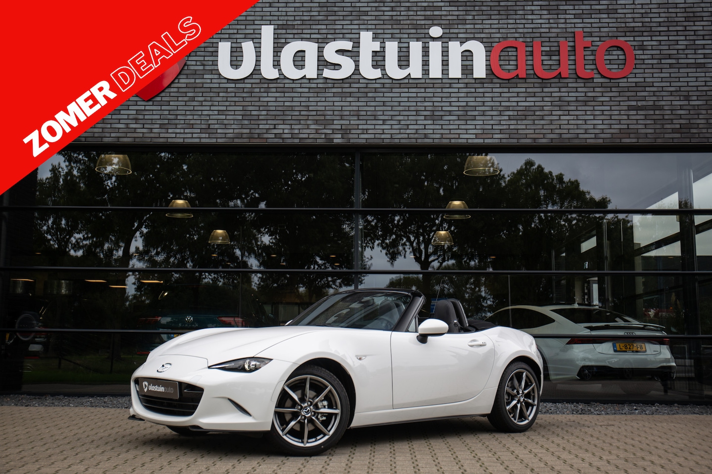 Mazda MX-5 - 2.0 SkyActiv-G 184 Exclusive-Line 2.0 SkyActiv-G 184 Exclusive Line , Carplay, Achteruitrijcamera, Stoelverwarming, Keyless - AutoWereld.nl