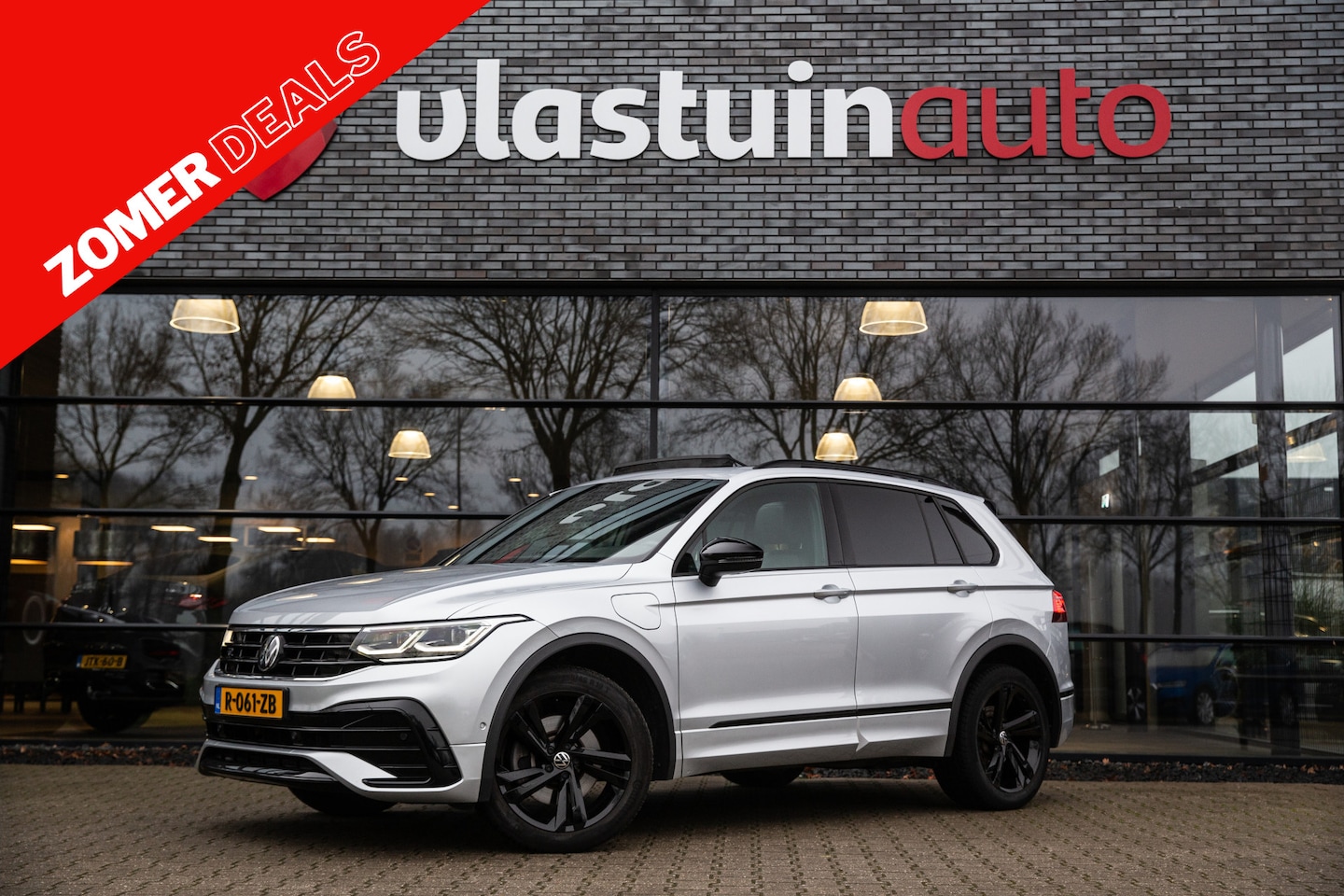Volkswagen Tiguan - 1.4 TSI eHybrid R-Line Business 1.4 TSI eHybrid R-Line Business+ , Pano, Adap. cruise, Stoel/Stuurverwarming, Black-Style, - AutoWereld.nl