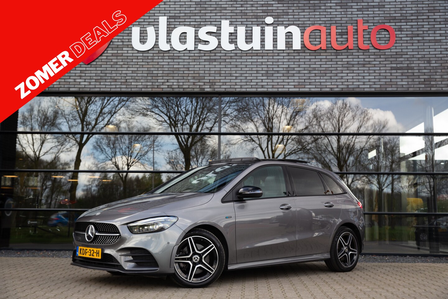Mercedes-Benz B-klasse - 250 e Premium Plus AMG , Panoramadak, Burmester, Trekhaak, Head-up display, - AutoWereld.nl