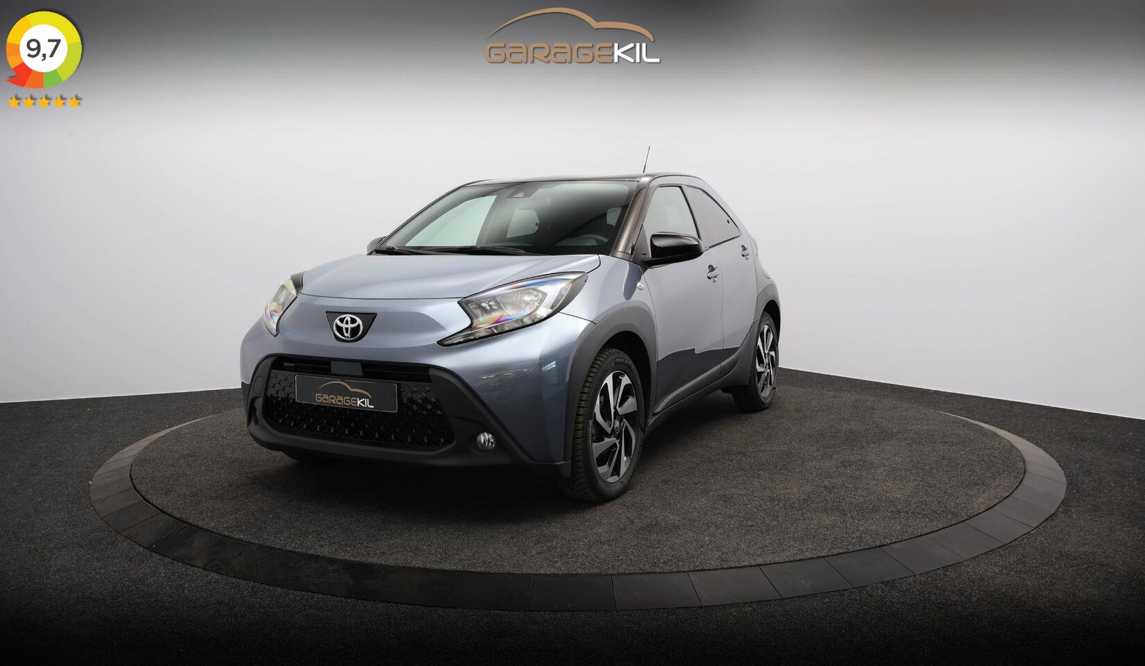 Toyota Aygo X - 1.0 VVT-i MT Pulse Dealer onderh. / Two-Tone / Airco / Carplay / DAB / Camera - AutoWereld.nl