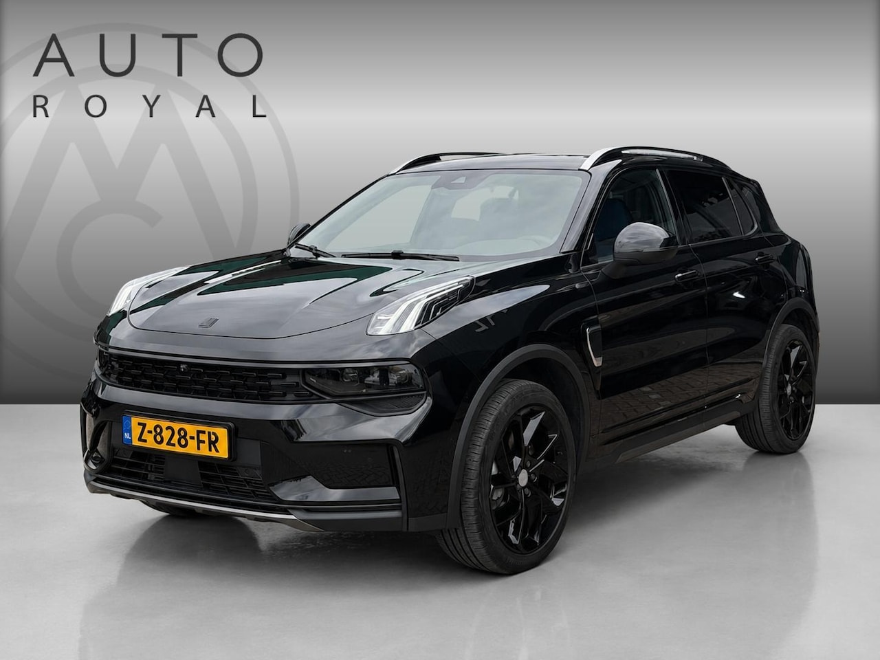 Lynk & Co 01 - 1.5 PANORAMADAK|360 CAMERA| NAVIGATIE|STOELVERWARMING|APPLE CAR PLAY/ANDROID| ELECTRISCHE - AutoWereld.nl