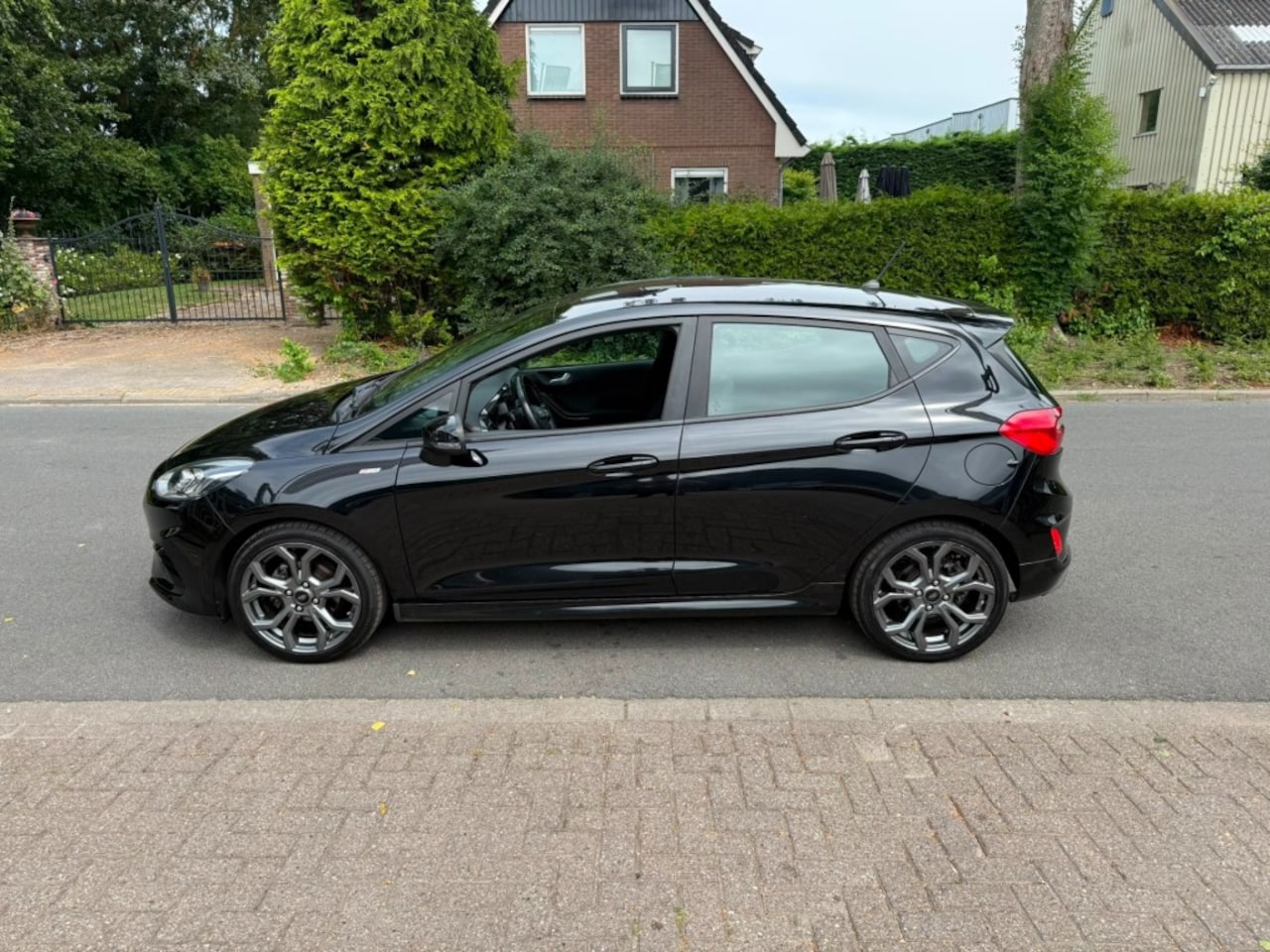Ford Fiesta - 1.0 EcoBoost Active/Apple Carplay/android/lichtmetaal - AutoWereld.nl