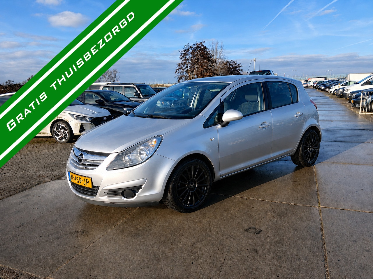 Opel Corsa - 1.4 2e eigenaar - Airco - Bluetooth - NW APK - NAP! - AutoWereld.nl