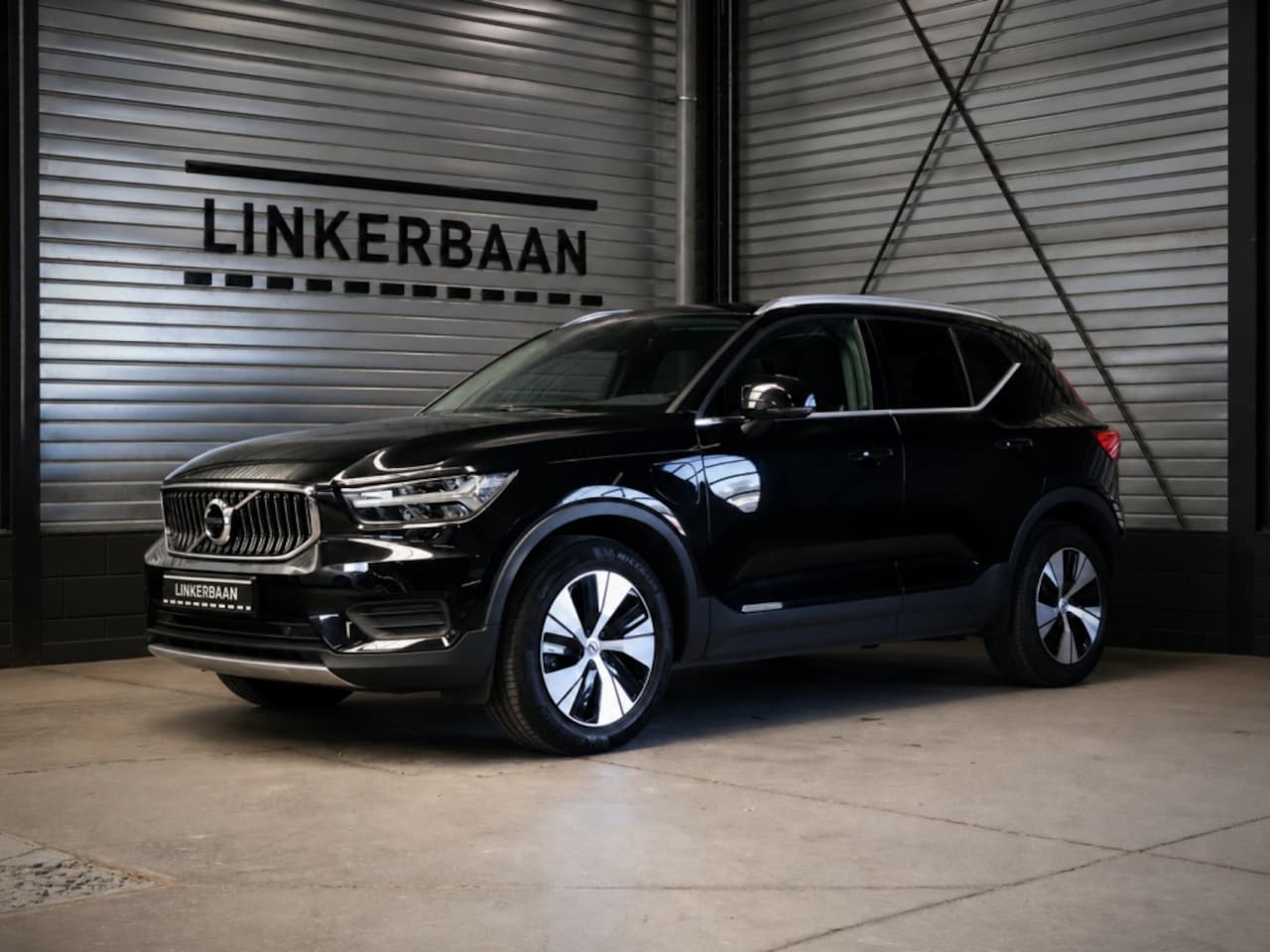 Volvo XC40 - 1.5 T5 Recharge Inscription Expression | SOH 98% | Panodak | Cam - AutoWereld.nl