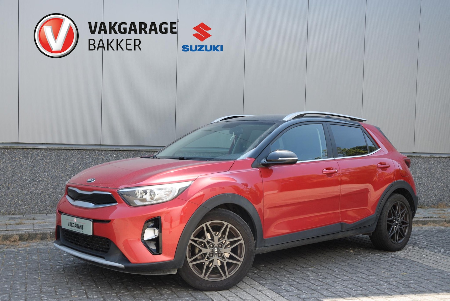 Kia Stonic - 1.0 T Black Edition ISG DCT | automaat | dealer onderhouden | navigatie | - AutoWereld.nl