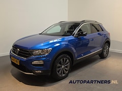 Volkswagen T-Roc - 1.0 TSI Style Apple Carplay / Android Auto - Adaptive Cruisecontrol - 17''