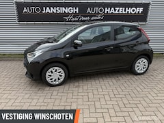 Toyota Aygo - 1.0 VVT-i x-play Als Nieuw | Camera | Airco | Bluetooth | Apple Carplay/Android Auto | Ele