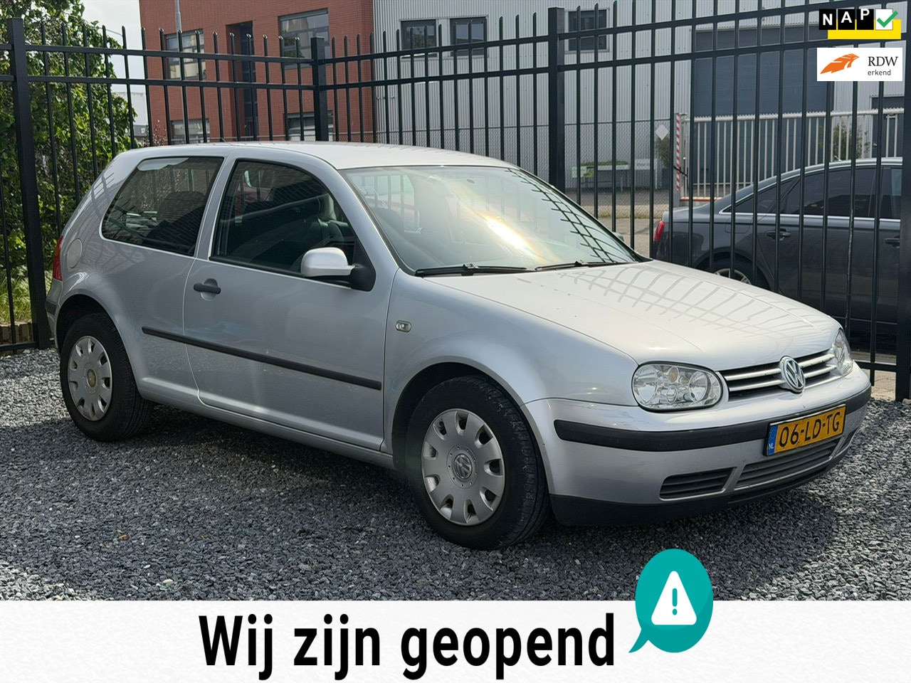 Volkswagen Golf - 1.6-16V Comfortline AIRCO!NWE APK!INRUILKOOPJE! - AutoWereld.nl