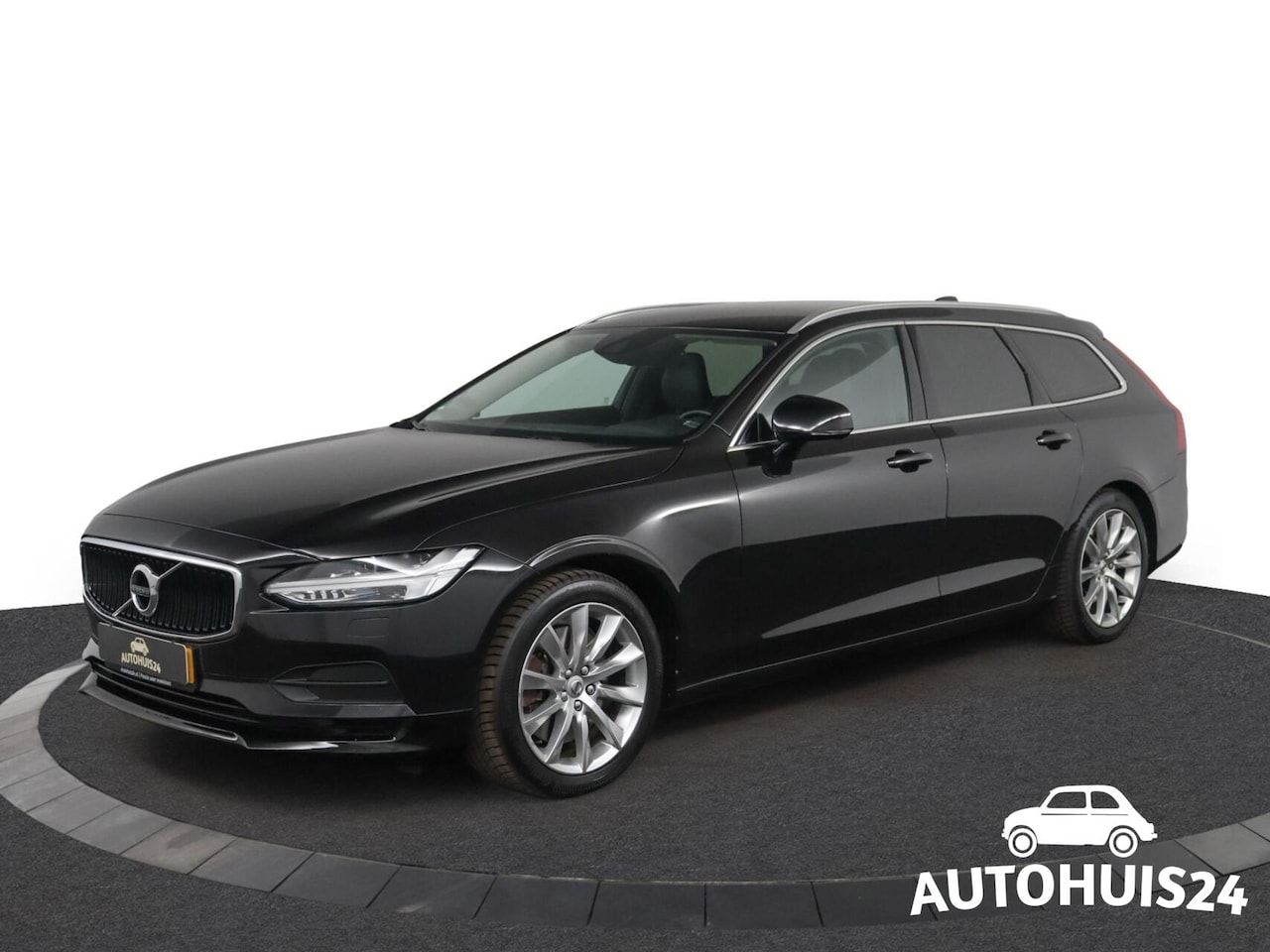 Volvo V90 - 2.0 T4 Momentum KEYLESS|TREKHAAK|PILOT|LED|LEDER - AutoWereld.nl