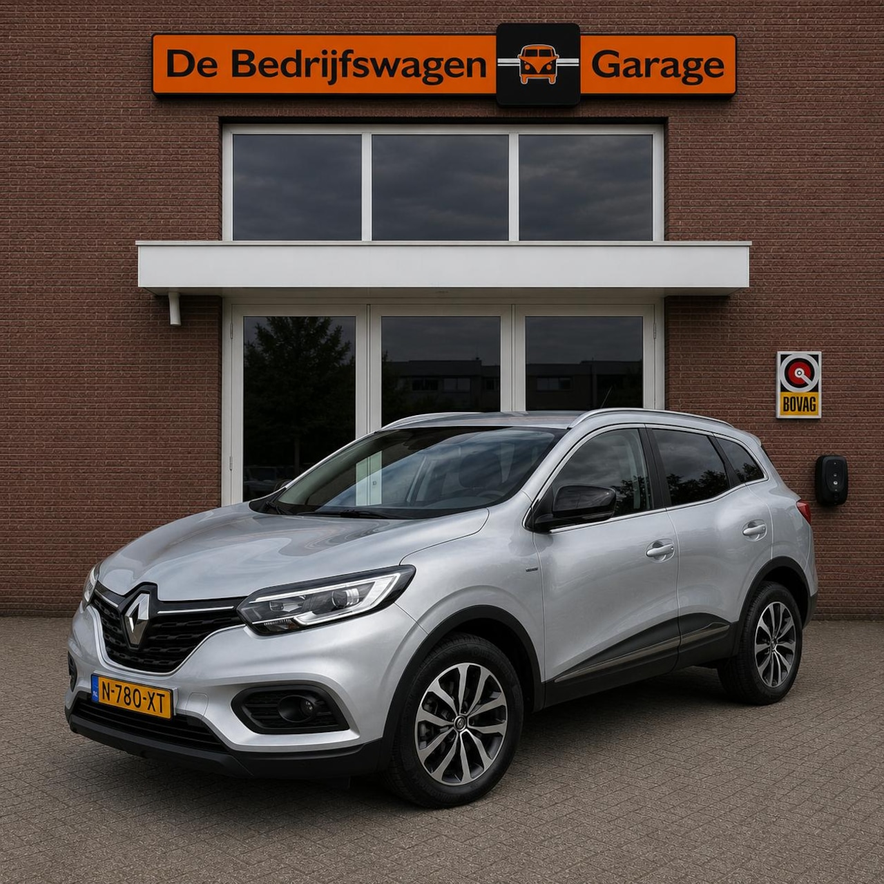 Renault Kadjar - 1.3 TCe Limited Automaat | Achteruitrijcamera | Navigatie | Cruise Control | Apple CarPlay - AutoWereld.nl
