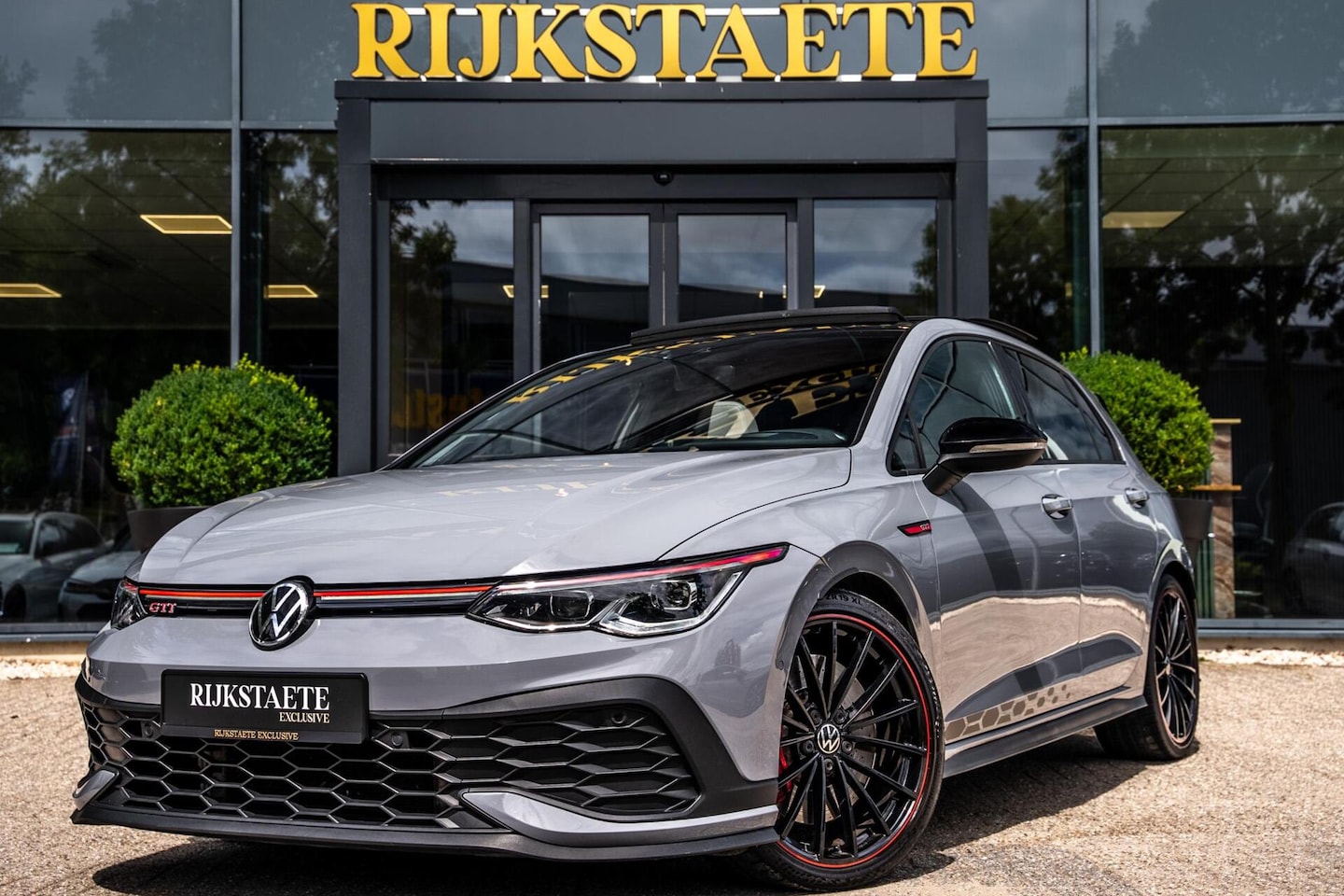 Volkswagen Golf - 2.0 TSI GTI|45 JAHRE|PANO|AKRA|H&K|NÜRBURG - AutoWereld.nl