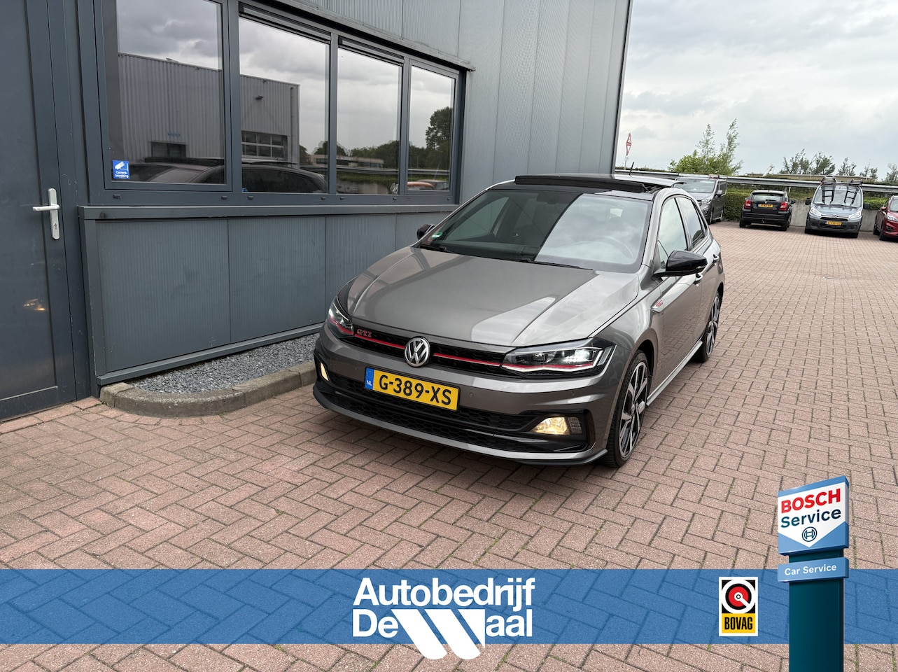 Volkswagen Polo - 2.0 TSi 200pk GTi DSG 5-drs. SCHUIFDAK/BEATS/KEYLESS/CAMERA/DODEHOEK/1E EIGENAAR! - AutoWereld.nl