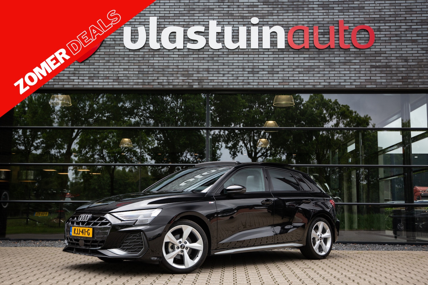 Audi A3 Sportback - 35 TFSI S edition 35 TFSI S edition , S-Line, Panoramadak, Adap. cruise, Sonos, Black Edition - AutoWereld.nl