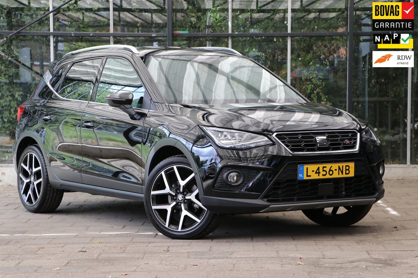 SEAT Arona - 1.0 TSI FR Business Intense LED / Adaptive / Trekhaak / All-in prijs / 12mnd Bovag garanti - AutoWereld.nl