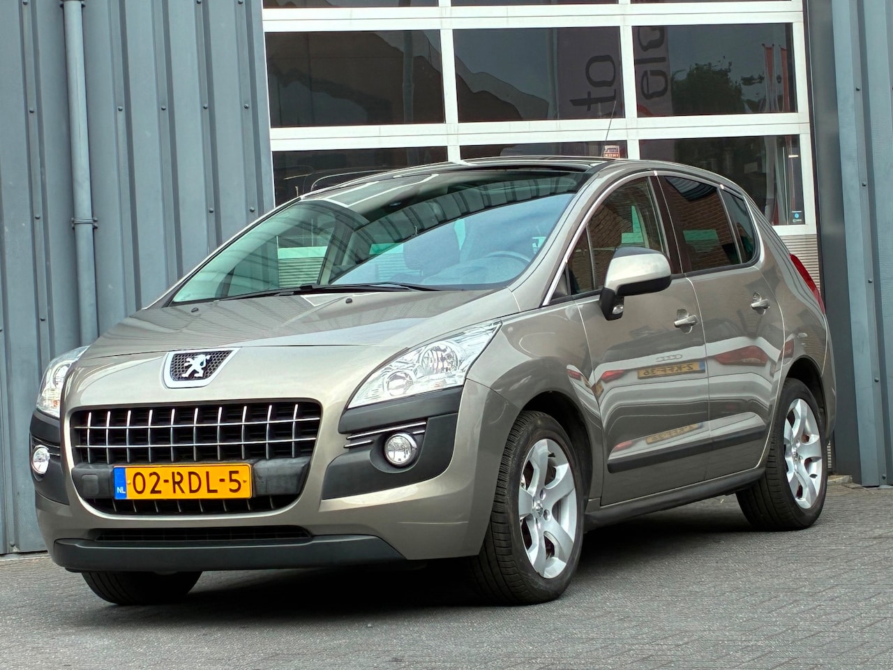 Peugeot 3008 - 1.6 VTi ST Climate controle Cruise Trekhaak Panoramadak - AutoWereld.nl