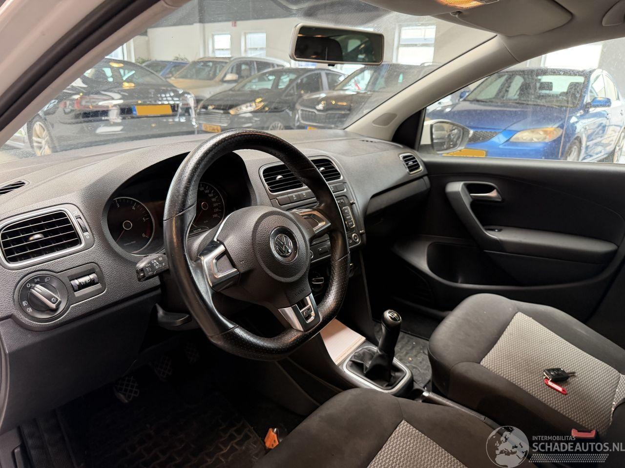 Volkswagen Polo - 1.2 TDI BlueMotion Comfortline 1.2 TDI BlueMotion Comfortline