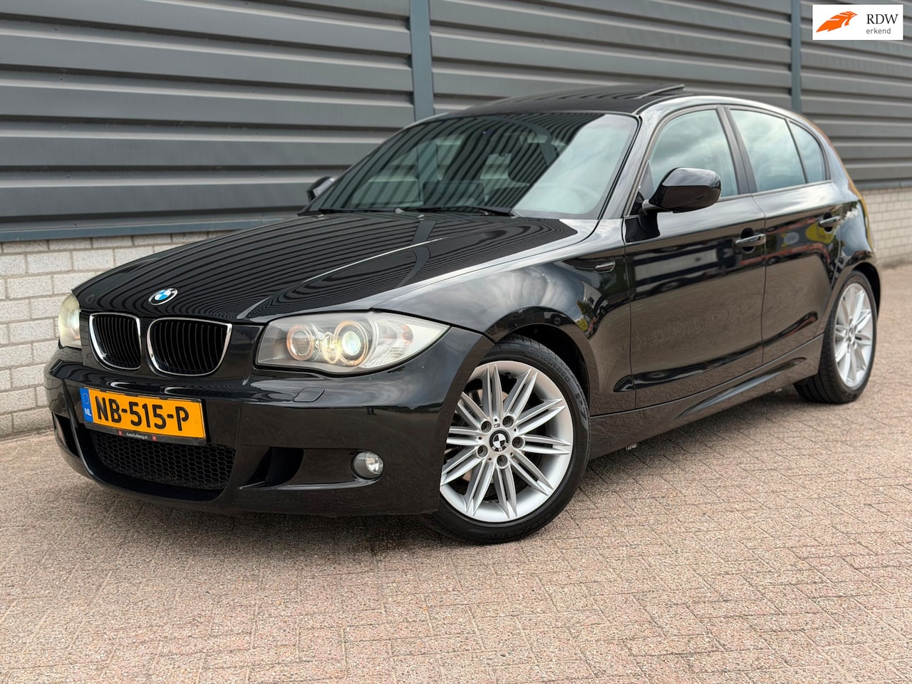 BMW 1-serie - 118i High Executive M Sport | CarPlay | Schuifdak | Apk - AutoWereld.nl