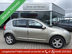 Dacia Sandero - 1.2 Lauréate, airco, lichtmetalen velgen, mistlampen
