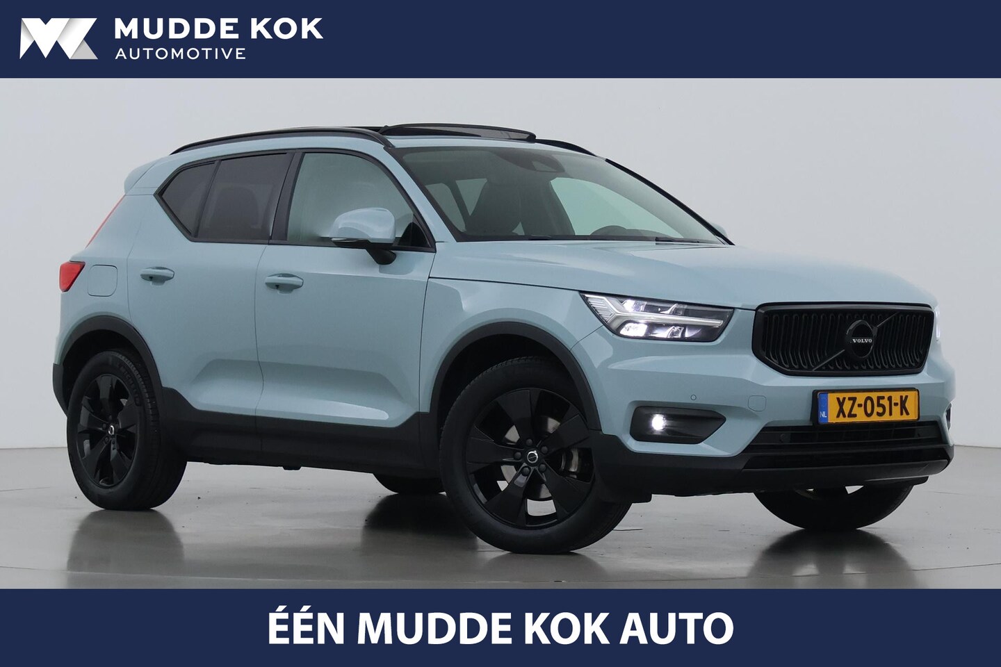 Volvo XC40 - 1.5 T3 Momentum | Panoramadak | Trekhaak | Camera | Navigatie | PDC Voor+Achter | Getint G - AutoWereld.nl