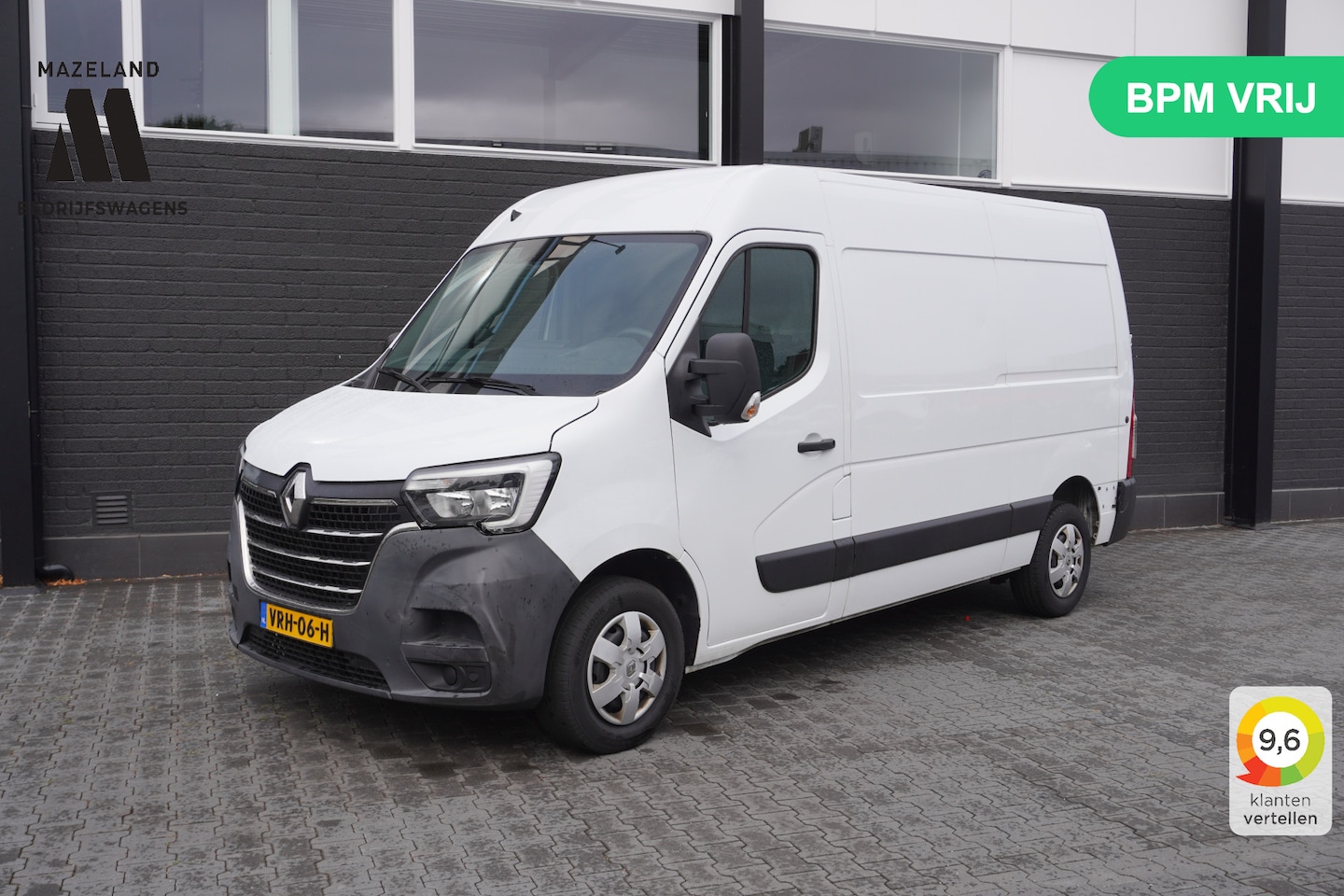 Renault Master - 2.3 dCi 150PK L2H2 - EURO 6 - Airco - Cruise - PDC - €13.950,- Excl. - AutoWereld.nl