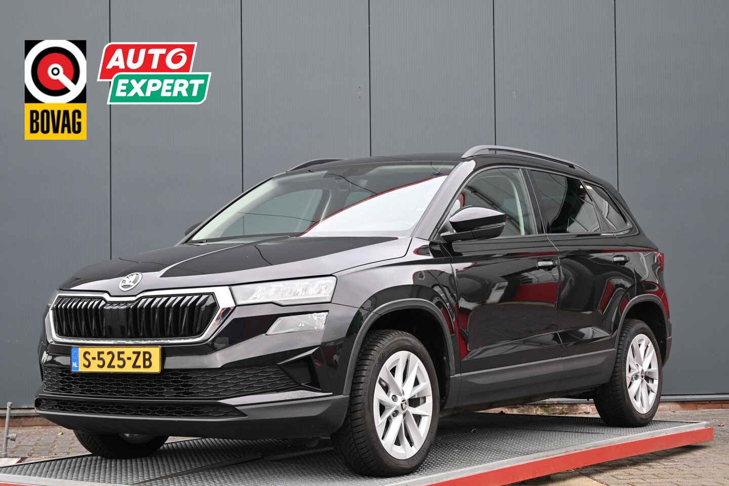 Skoda Karoq - 1.0 TSI Business Edition trekhaak - AutoWereld.nl