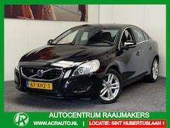 Volvo S60 - 1.6 T3 MOMENTUM AUTOMAAT LEDER ADAPTIVE CRUISE CONTROL CLIMATE CONTROL BLUETOOTH TELEFOON