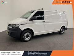 Volkswagen Transporter - 2.0 TDI L2H1 110PK Airco Cruise Control Trekhaak Parkeersensoren Apple Carplay