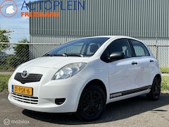 Toyota Yaris - 1.0 VVTi Terra | APK: 4/27 | 5DRS