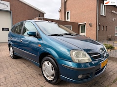 Nissan Almera Tino - 1.8