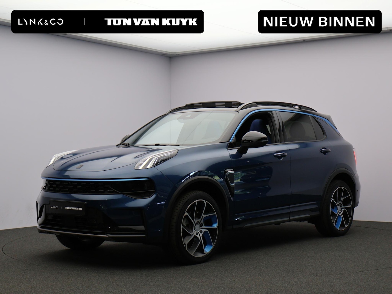 Lynk & Co 01 - 1.5 / Carplay / Camera / Adaptive Cruise / Panoramadak / Dodehoekdetectie / Stoelverwarmin - AutoWereld.nl