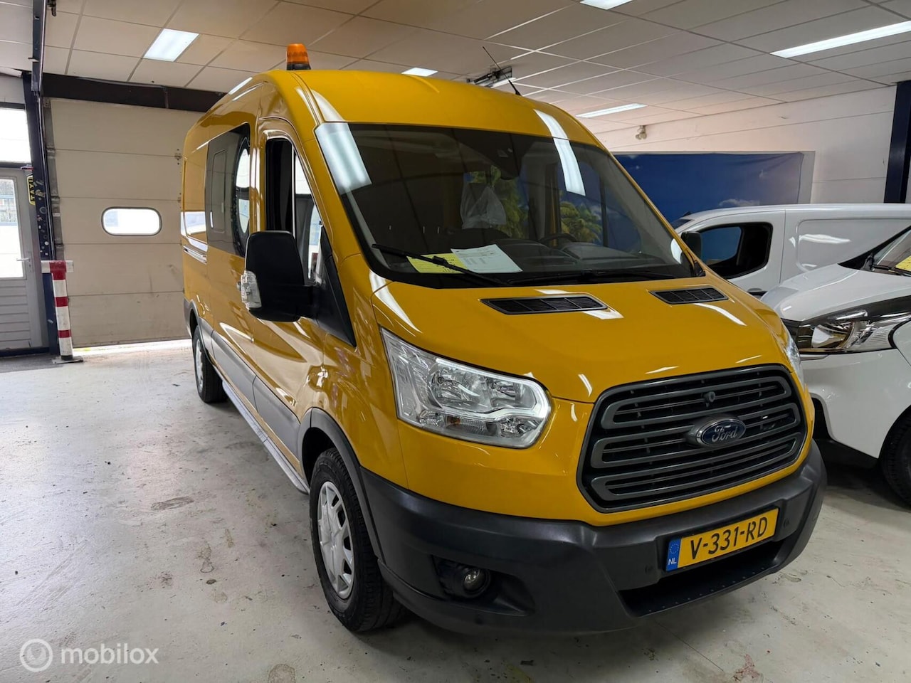 Ford Transit - 350 2.0 TDCI L2H2 Trend 350 2.0 TDCI L2H2 Trend - AutoWereld.nl