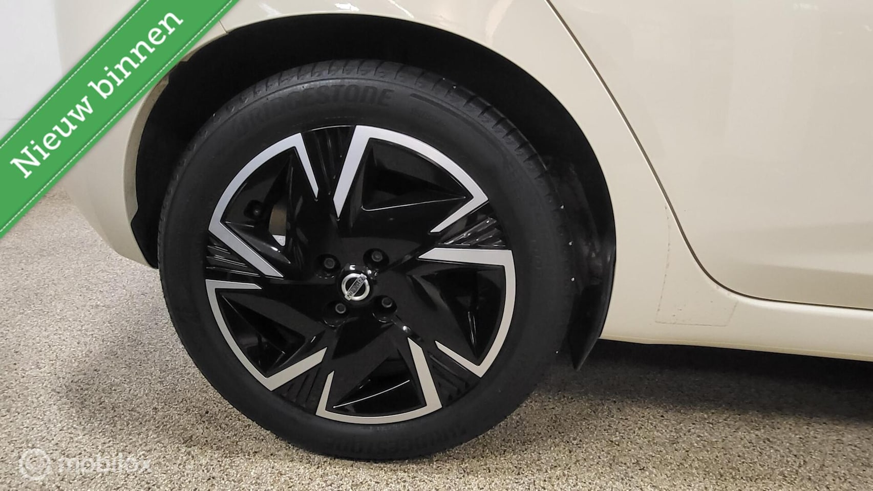 Nissan Micra - 1.0 IG-T Tekna *NL, 1e eig, 360 CAMERA, RIJKLAARPRIJS!*