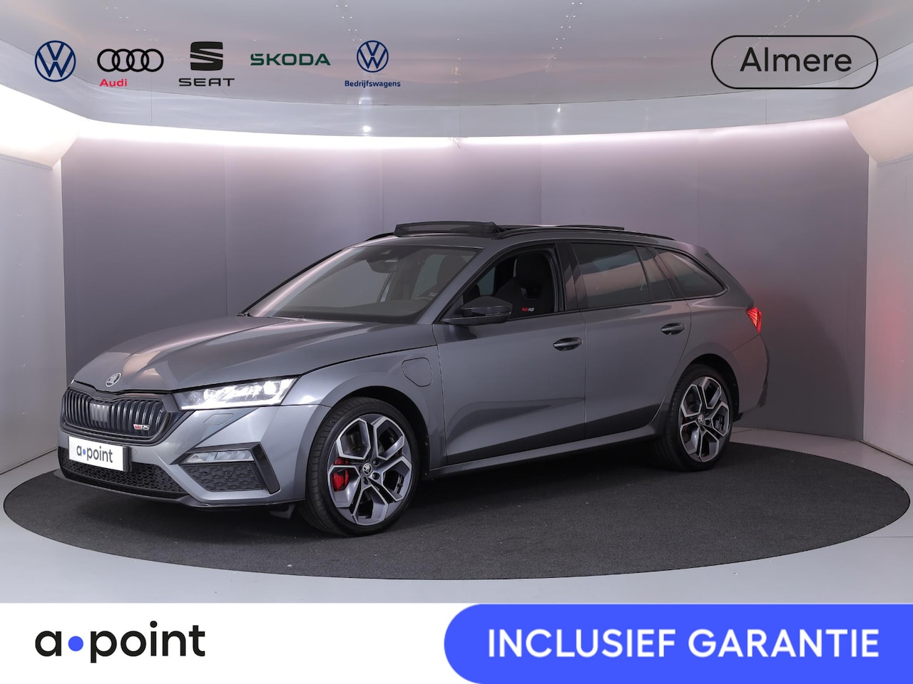 Skoda Octavia Combi - 1.4 TSI RS iV PHEV Business 245 pk Automaat | Navigatie | Panoramadak | Parkeersensoren | - AutoWereld.nl