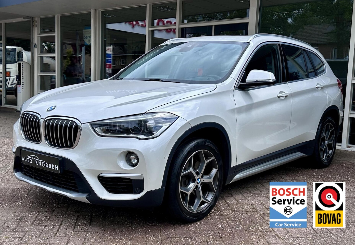 BMW X1 - sDrive18i xLine Led, Climat, Head-up. LM.. - AutoWereld.nl