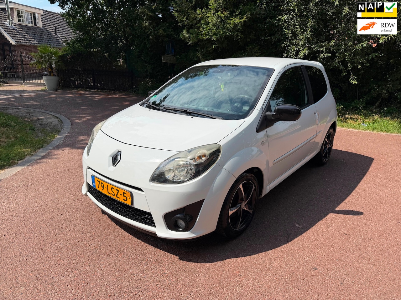 Renault Twingo - 1.2-16V Dynamique / Airco / Aux / NAP / Lm / Apk - AutoWereld.nl