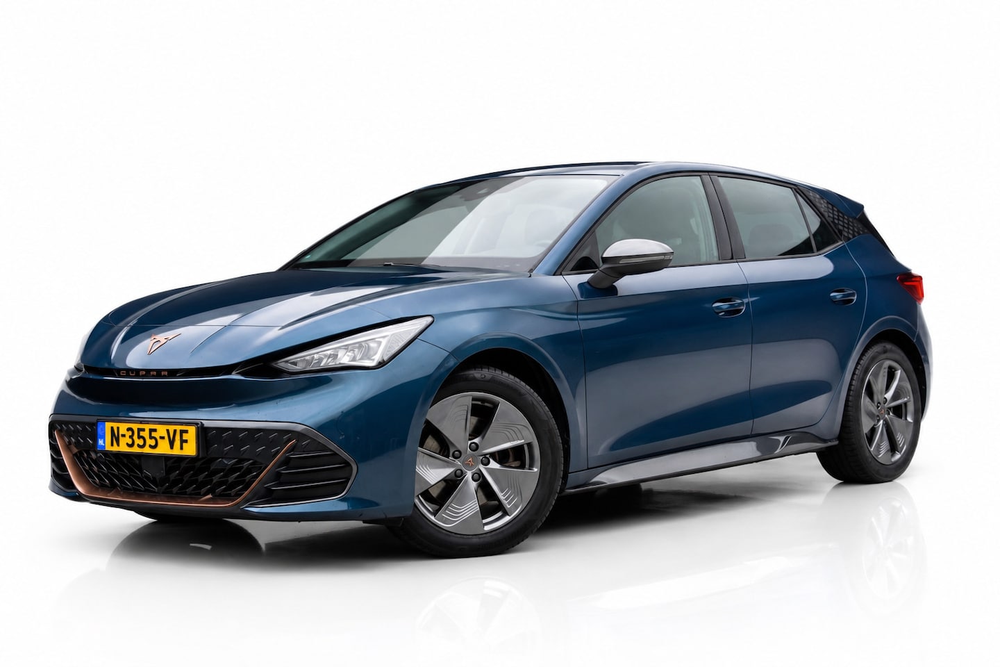 CUPRA Born - Business One 62 kWh SOH 91,6% | CAMERA | ACC | SFEERVERLICHTING | NAP | APPLE CARPLAY | AN - AutoWereld.nl
