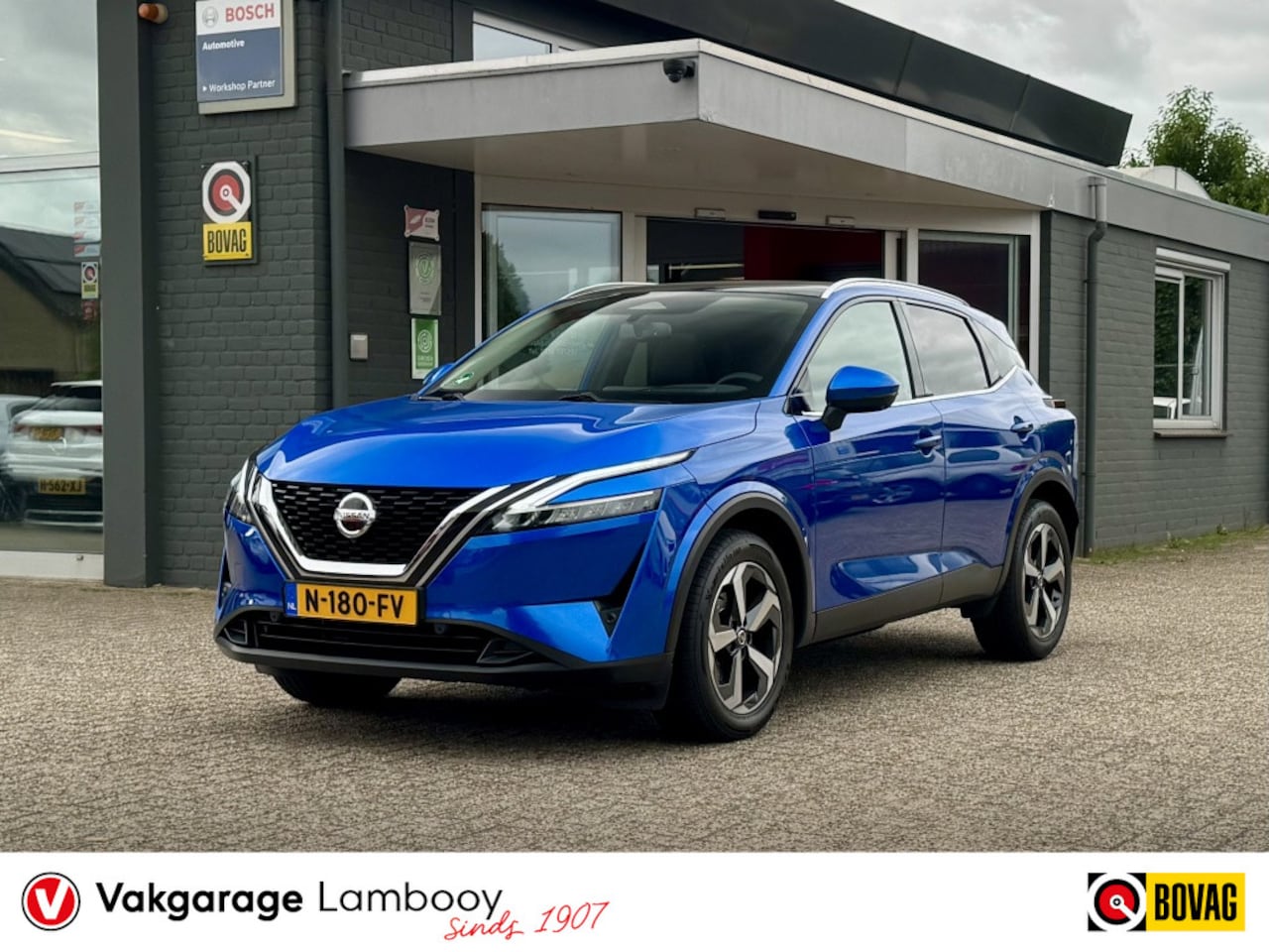 Nissan Qashqai - 1.3 MHEV 140PK Premiere Edition Panodak 360 camera Adaptive-cruise - AutoWereld.nl