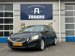 Volvo V60 - 1.6 T3 Momentum