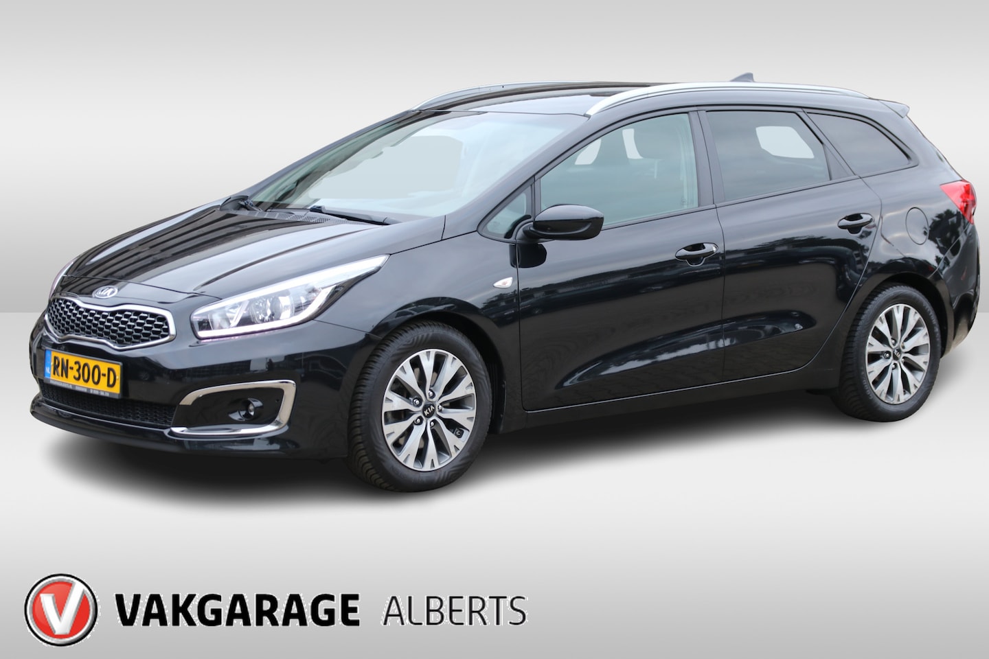 Kia Cee'd Sportswagon - 1.0 T-GDi ComfortPlusLine Navigator / Navi / Cruise / Climate Control / all season banden - AutoWereld.nl