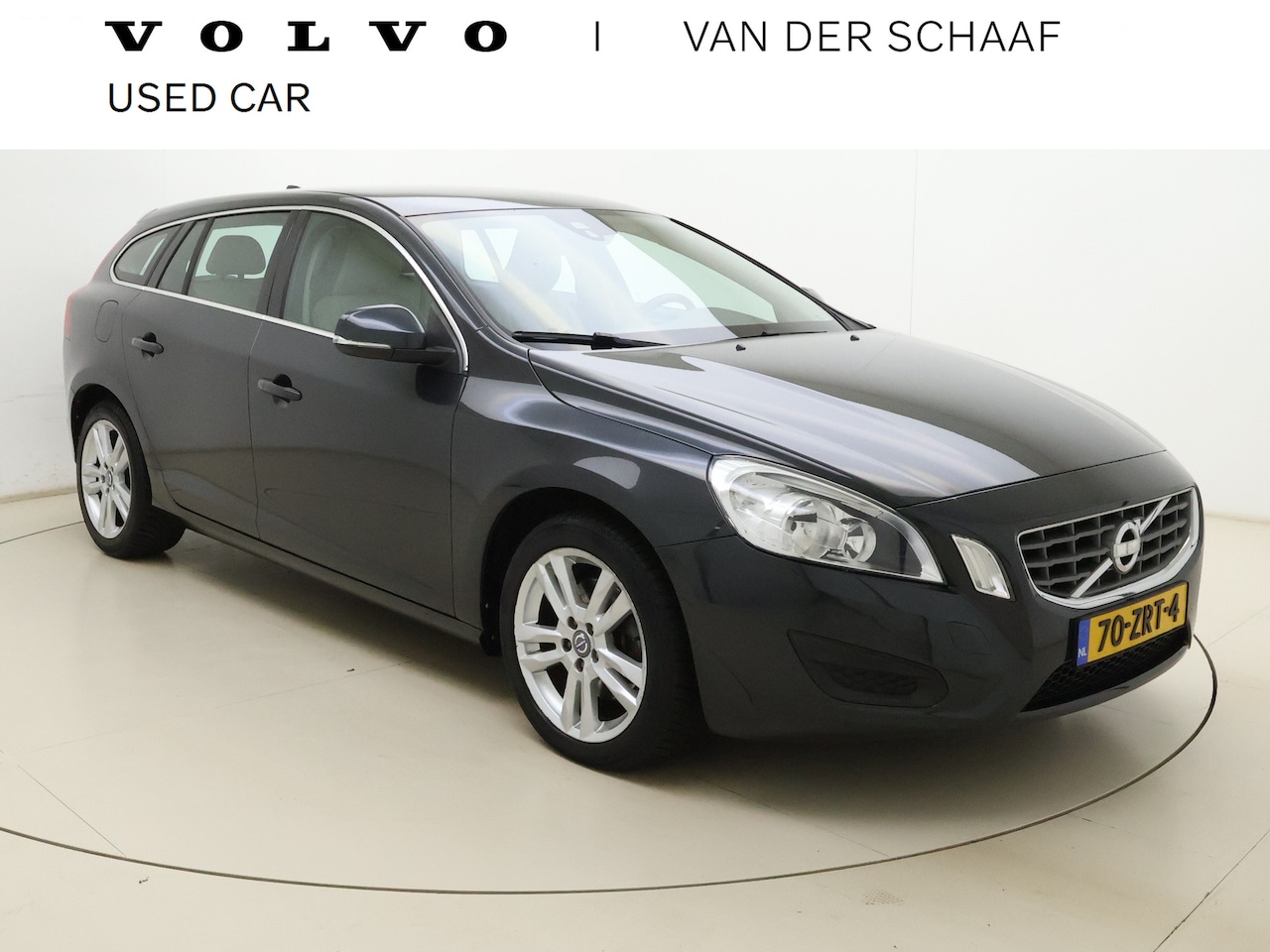 Volvo V60 - T3 180pk Momentum / Polestar / Stoeverwarming / Leder / Trekhaak / Navi / Cruise Control / - AutoWereld.nl