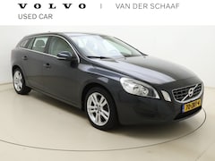 Volvo V60 - T3 180pk Momentum / Polestar / Stoeverwarming / Leder / Trekhaak / Navi / Cruise Control /