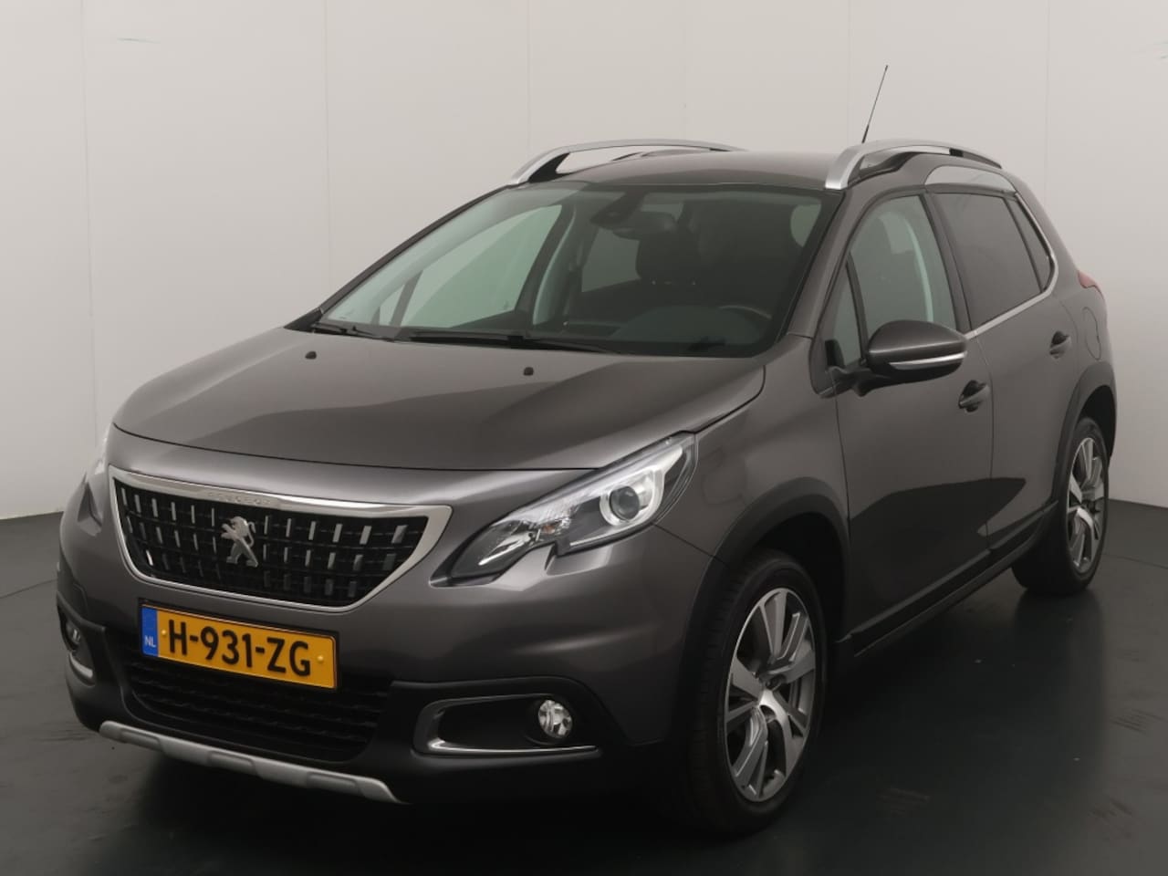 Peugeot 2008 - 1.2 PureT. BL. All. - AutoWereld.nl