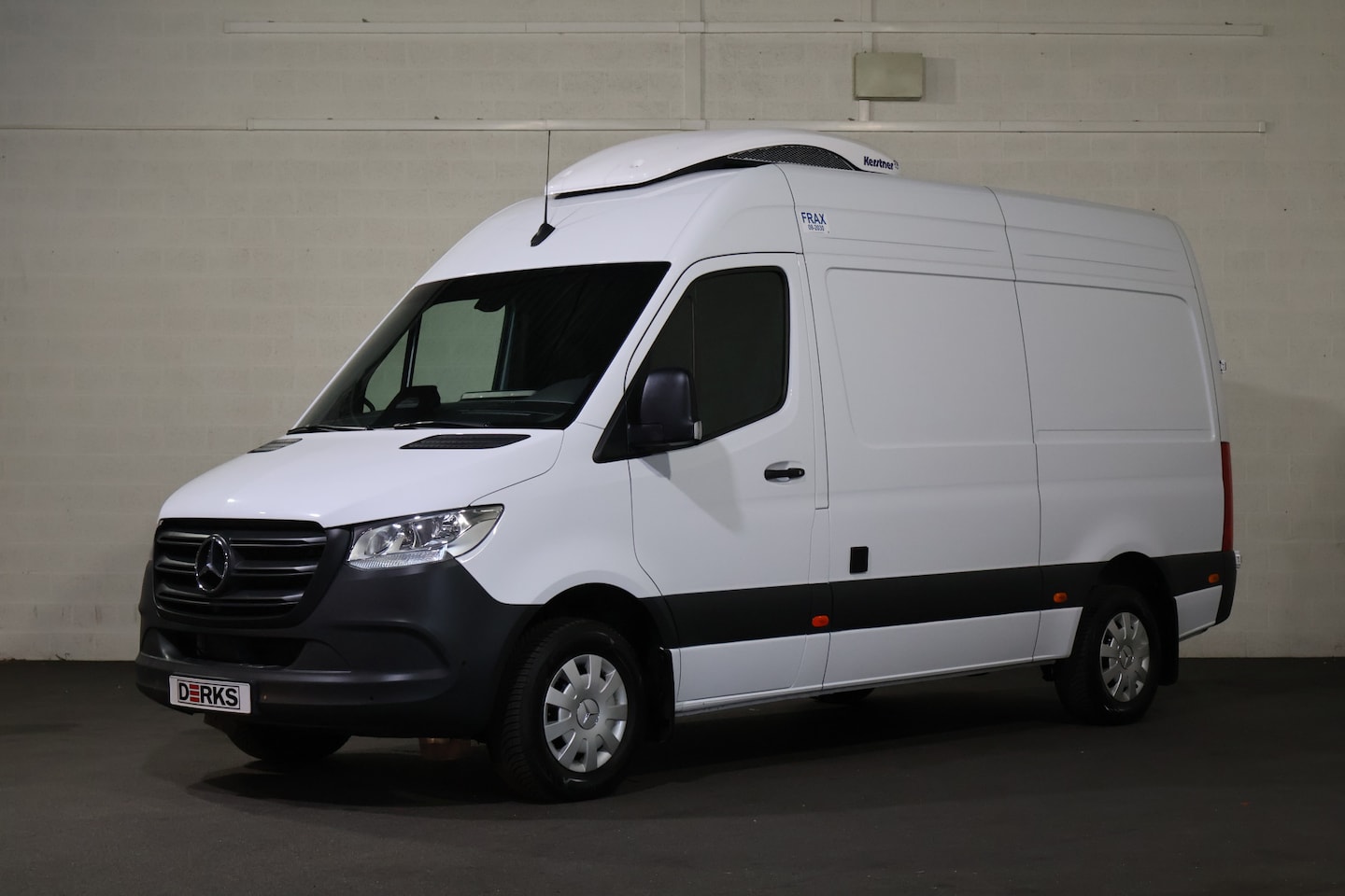 Mercedes-Benz Sprinter - 317 CDI L2 H2 Automaat Koelwagen Dag en Nacht - AutoWereld.nl