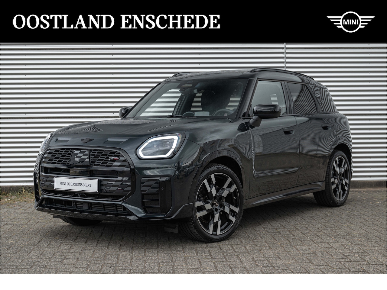 MINI Countryman - C Automaat / John Cooper Works / Pakket M / 20" JCW Flag Spoke 2-tone - AutoWereld.nl