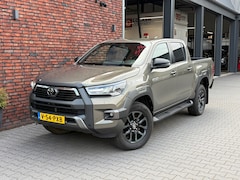 Toyota HiLux - 2.8 D 4WD Invincible AchteruitrijCam./Adapt.Cruise/JBL-Audio/PDC/LED/DAB/Clima/Elek.Stoele