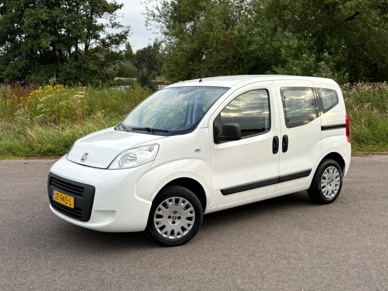 Fiat Qubo - 1.4 Easy Trekhaak Airco Cruise Control APK - AutoWereld.nl