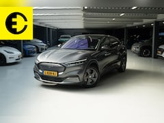 Ford Mustang Mach-E - Extended RWD 98 kWh | SOH 94, 3% | Pano dak | Stuurverwarming | Incl.BTW