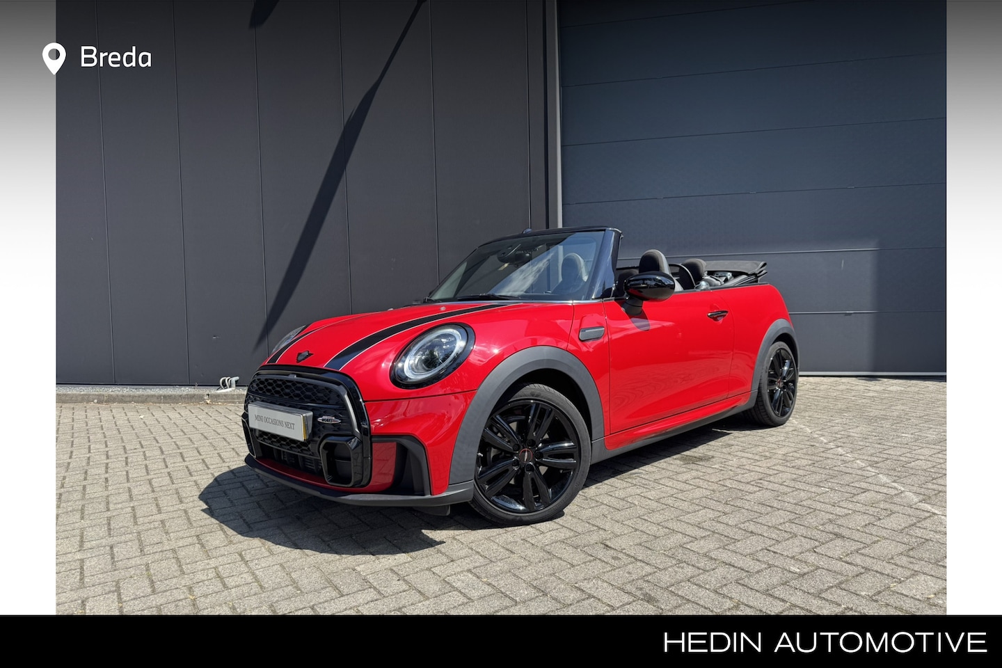 MINI Cabrio - 1.5 Cooper John Cooper Works | 17" LM JCW Track Spoke zwart | Adaptief onderstel | Achter - AutoWereld.nl