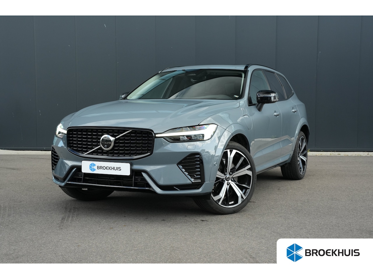 Volvo XC60 - 2.0 T6 350pk Plug-in hybrid AWD | 360 Camera | Stoelverwarming geheel | Harman/Kardon | Ca - AutoWereld.nl